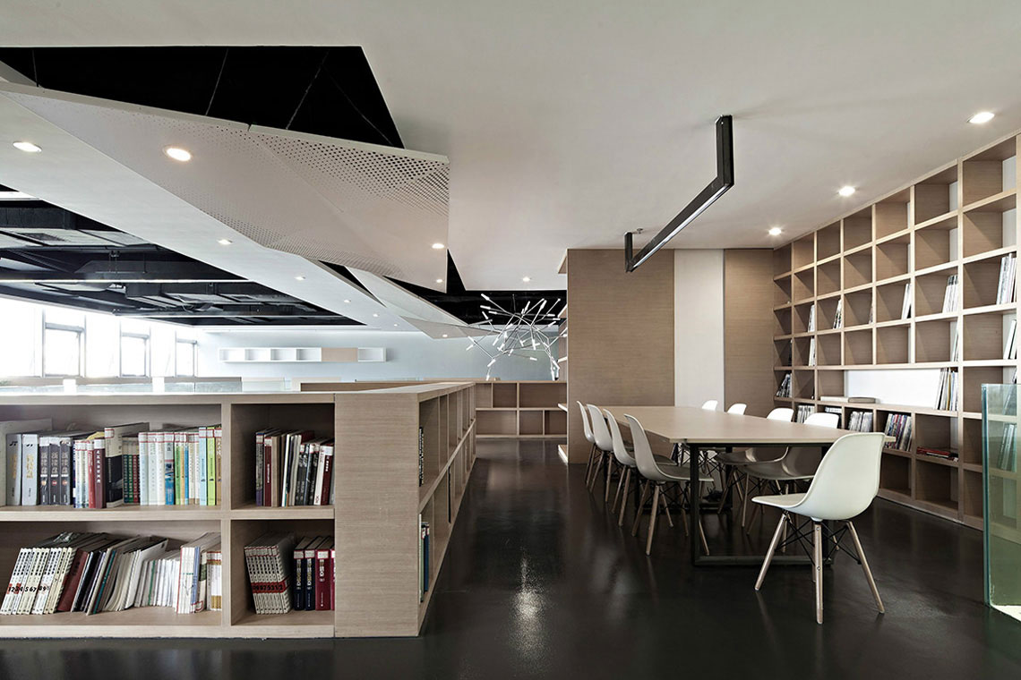 270平米鄭州金水區(qū)辦公室裝修設(shè)計效果圖