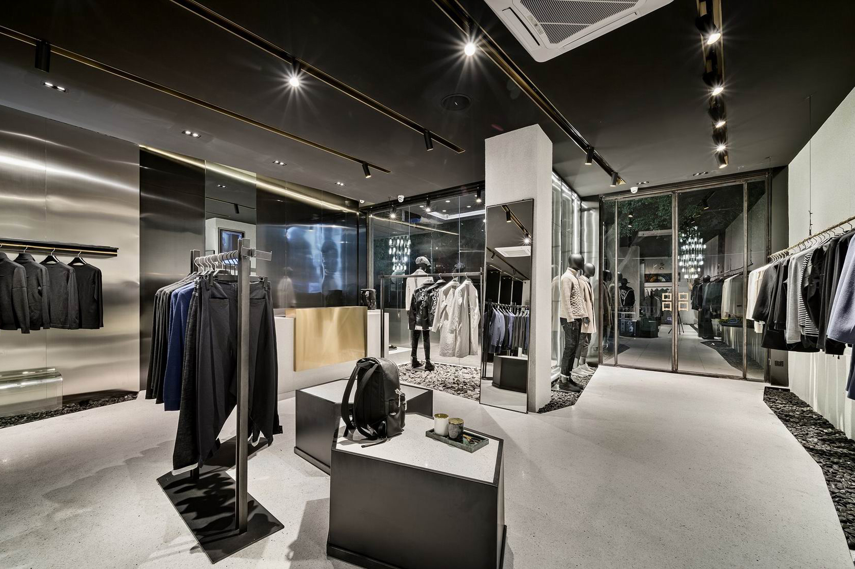 85平米男裝專賣店設(shè)計裝修效果圖