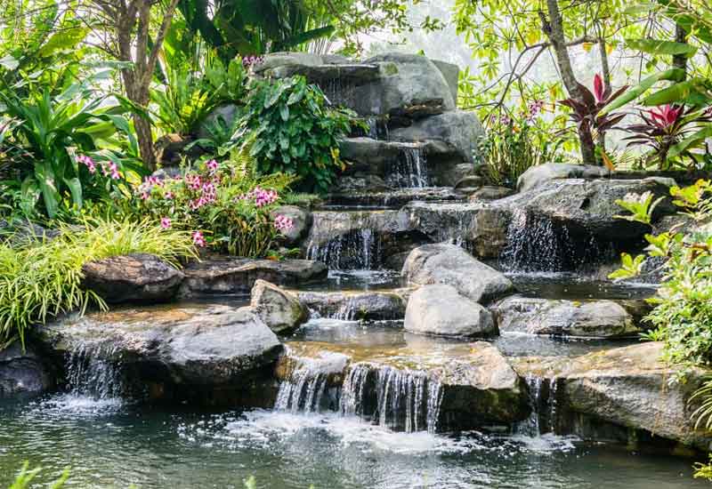 鄭州別墅設(shè)計案例：別墅的庭院假山流水設(shè)計