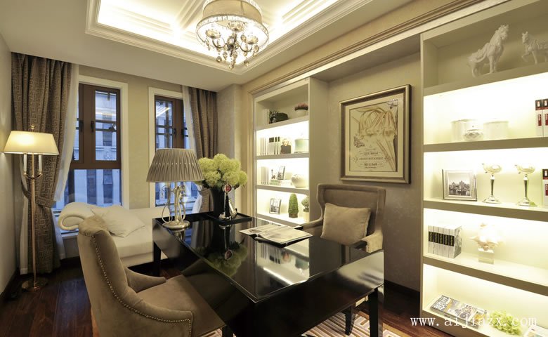 柔和色調(diào)的新古典風格裝修效果圖