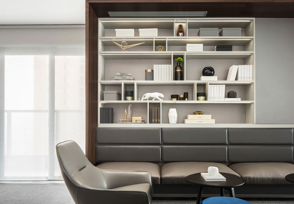 鄭州金水區(qū)海洋集團辦公室裝修設計案例